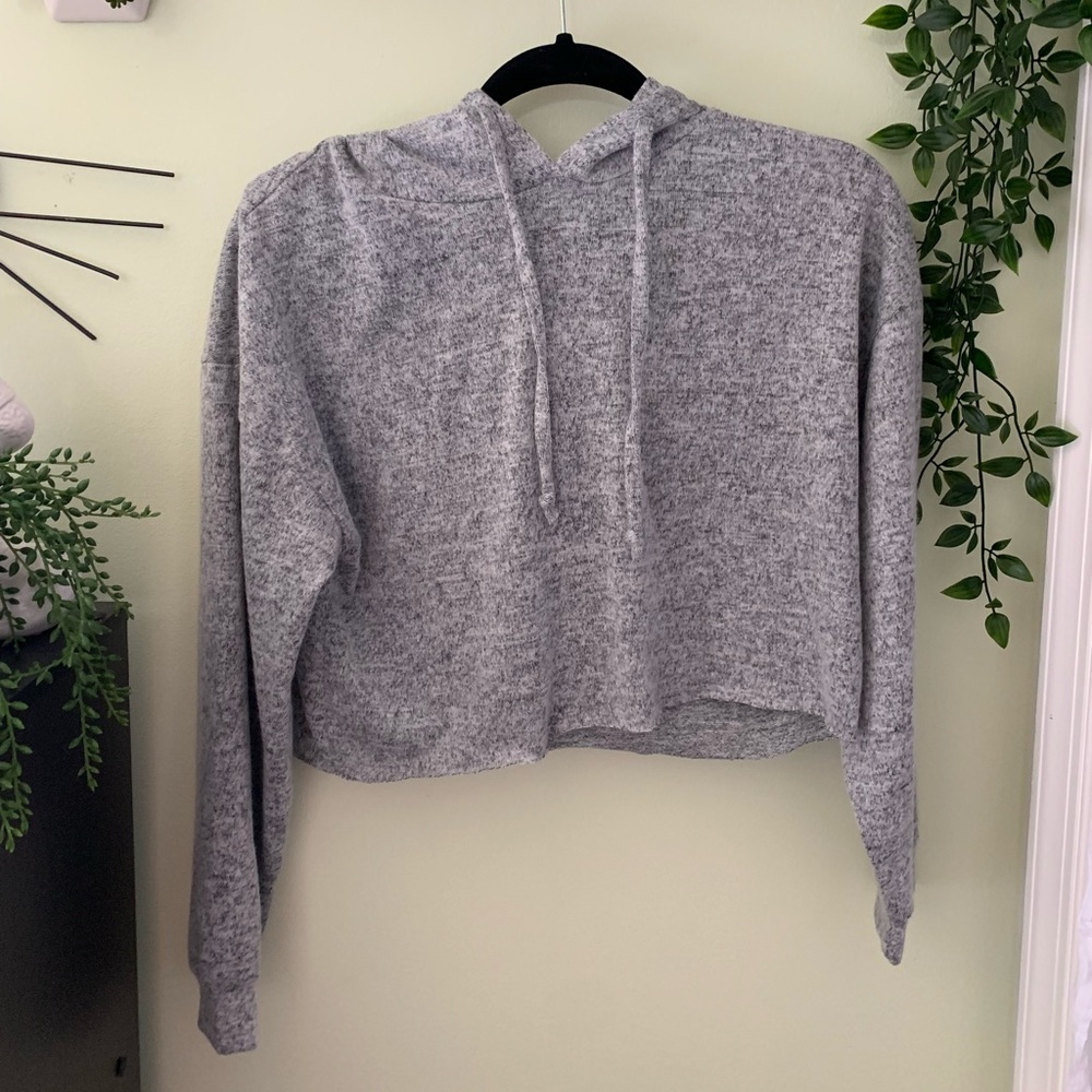 cropped heathered gray hoodie long sleeve